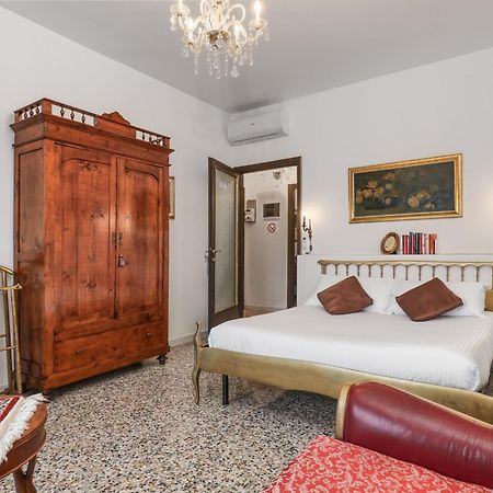 Suite Angolo Alla Stazione - Appartamento Con Terrazzo Panoramico Павия Экстерьер фото