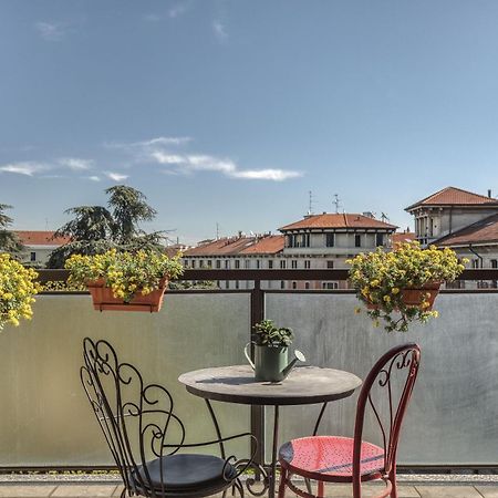 Suite Angolo Alla Stazione - Appartamento Con Terrazzo Panoramico Павия Экстерьер фото